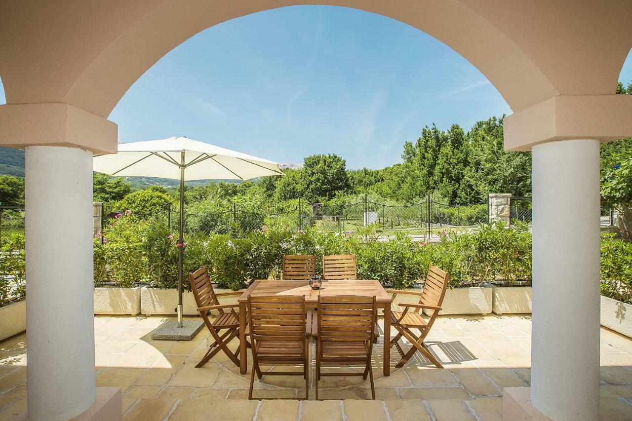 Residence Mediterraneo II Baška Exterior foto
